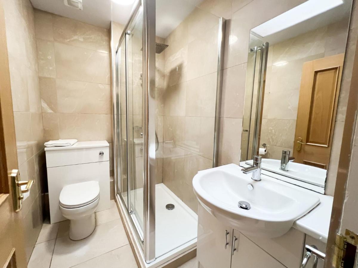 Convenient 3Br Flat On Leith Walk Edimburgo Exterior foto